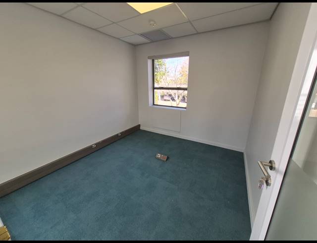 666M² OFFICE TO LET IN WOODMEAD
